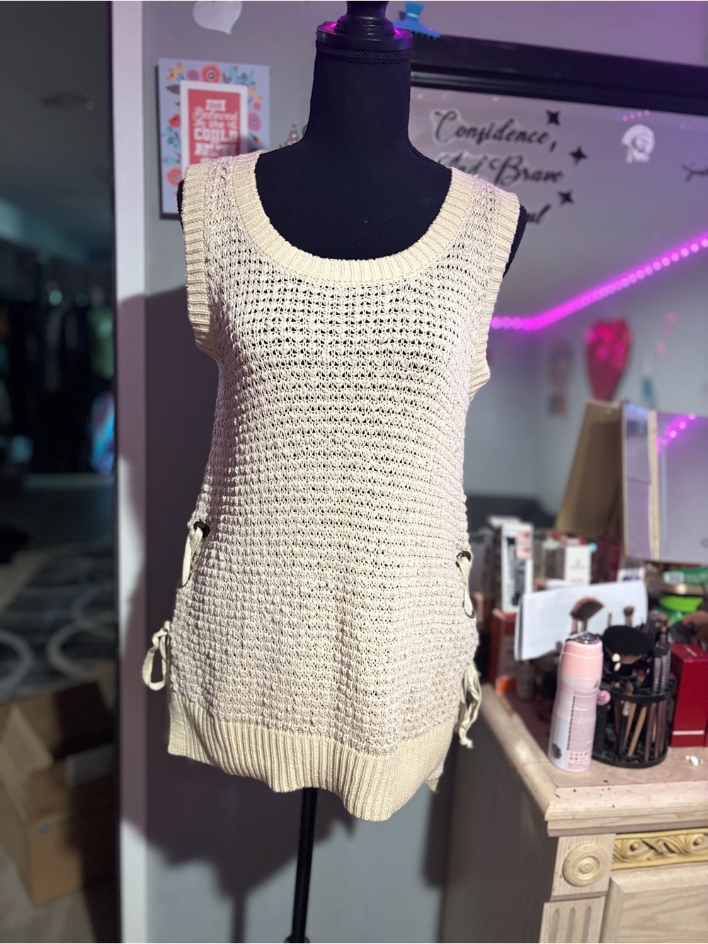 easel Cream Open-Weave Knit Sleeveless Tunic Tank